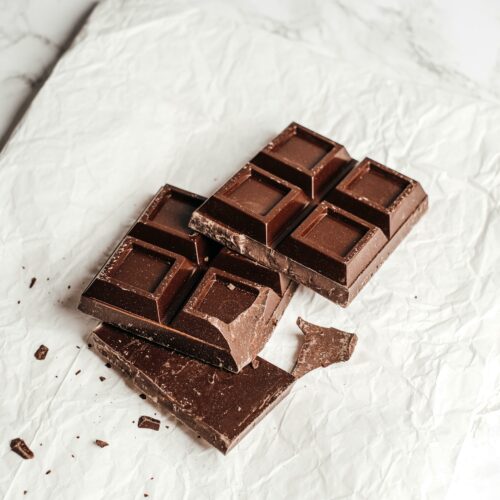 Chocolat Noir Cru : Un Trésor de Saveurs et de Bienfaits