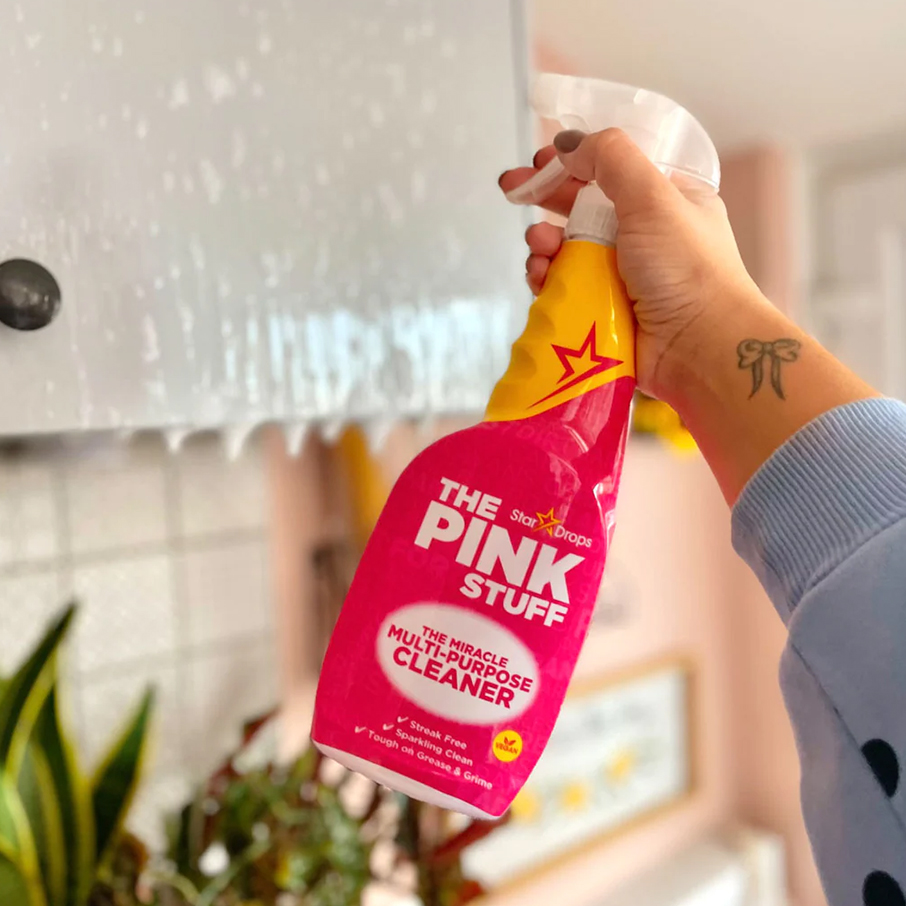 Nettoyer sa Cuisine Facilement et Efficacement avec Pink Stuff : Guide Complet pour une Brillance Impeccable